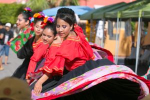 Dancers in Loreto (main shot)